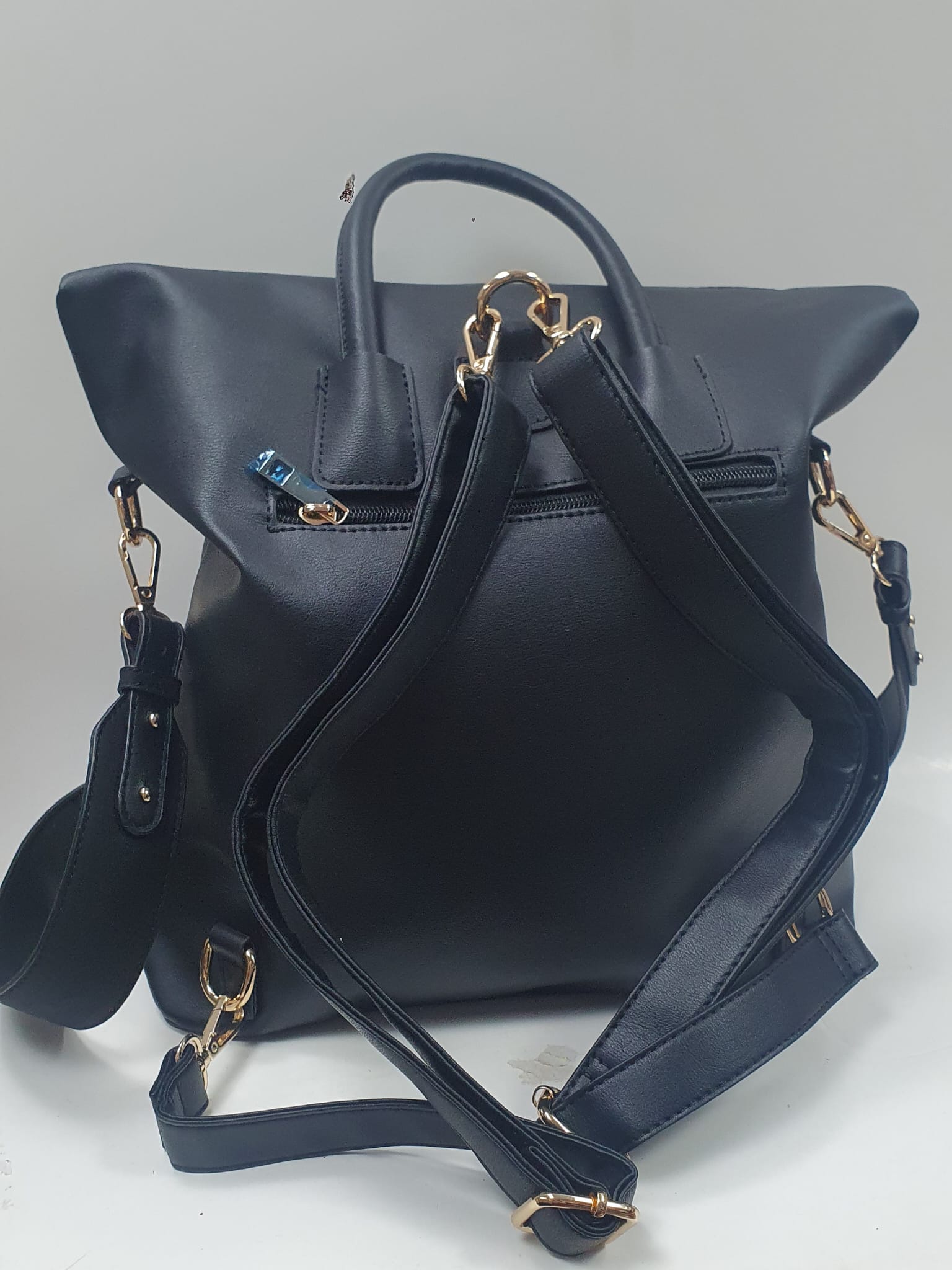 borsa-zaino-donna-376rig-1.jpg borsa/zaino donna di camomilla milano cod. 55914 nero - immagine 1